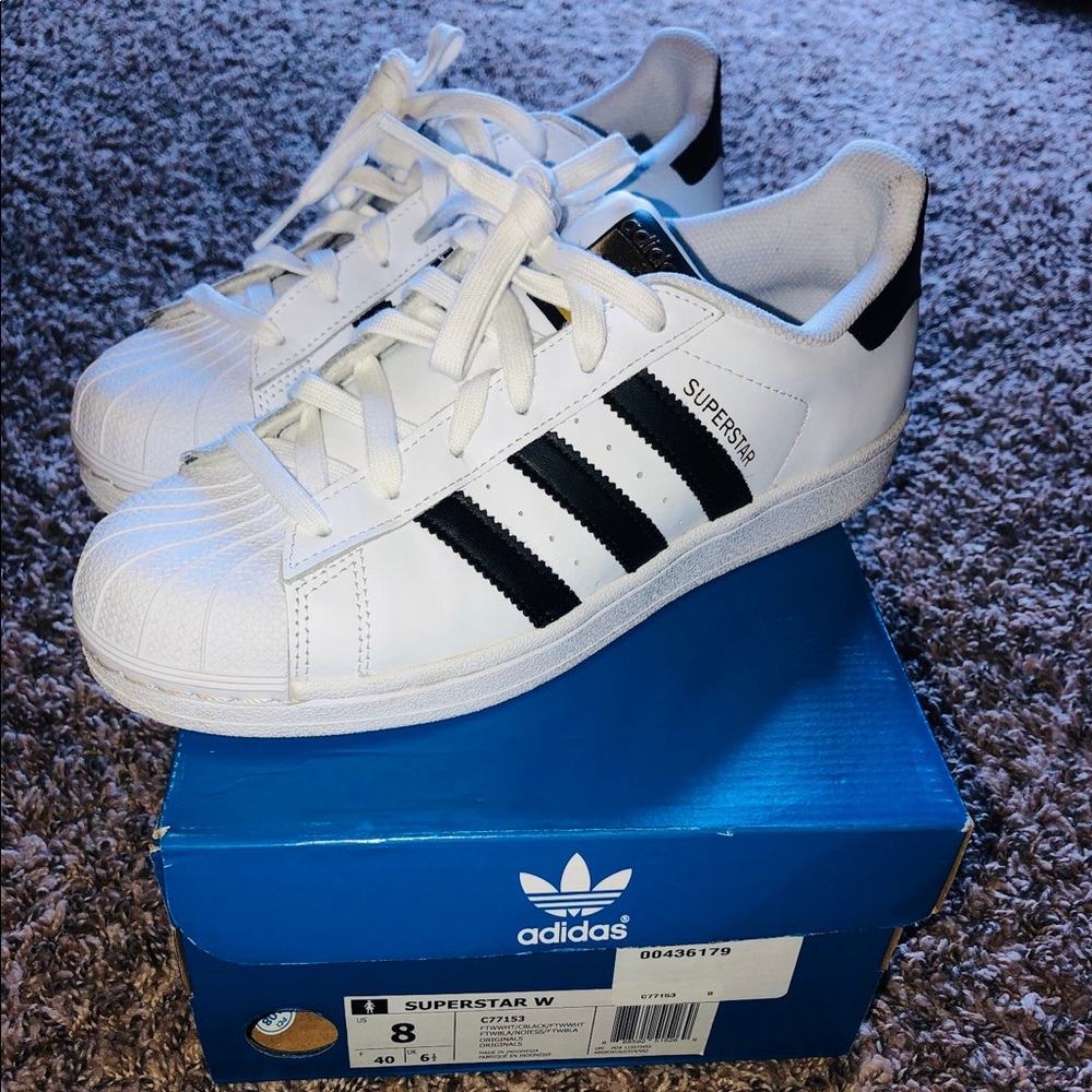 Adidas Superstars Sz 8